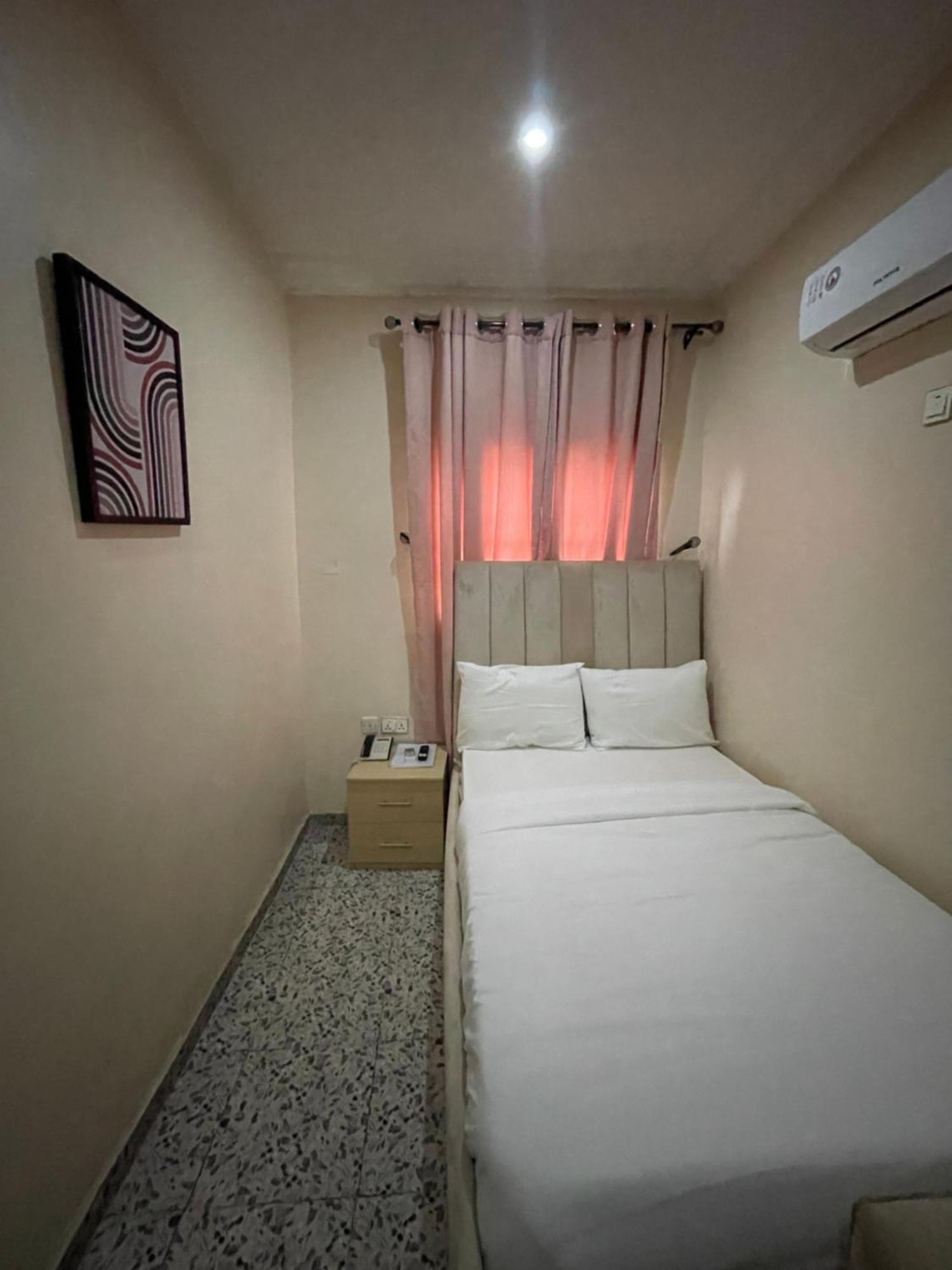Nexus Xpress Hotel Abuja Exterior foto