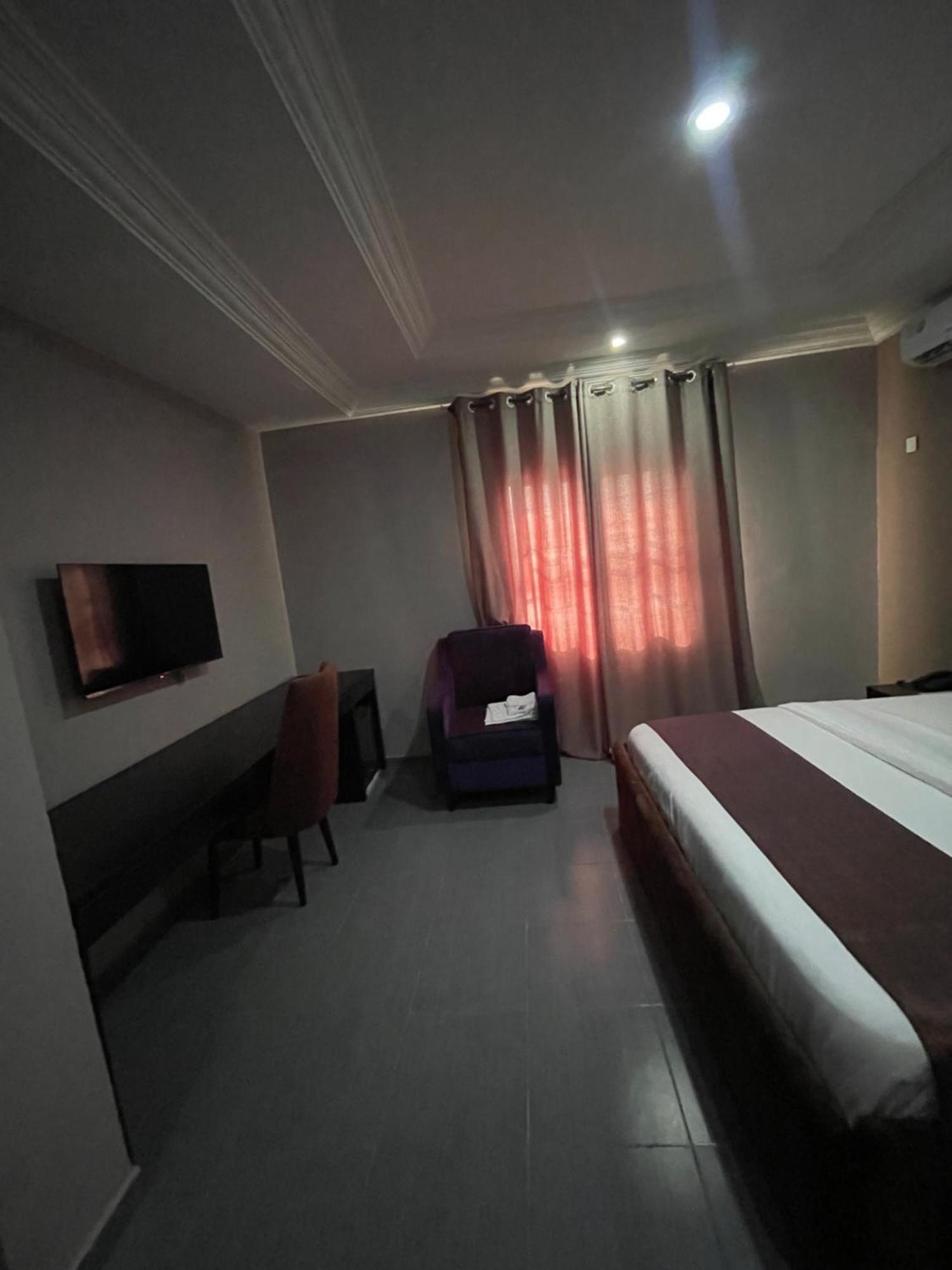 Nexus Xpress Hotel Abuja Exterior foto